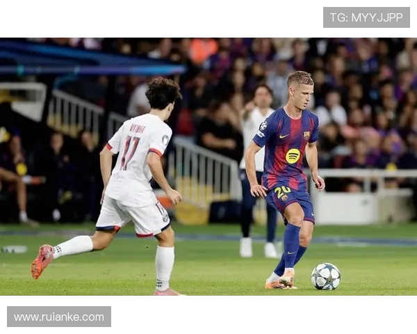 弗里克考虑让佩德里或拉什福德顶替奥尔莫踢前腰位置