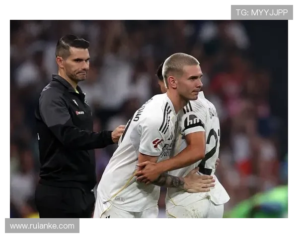 阿隆索偏爱马斯坦托诺引内讧 罗德里戈与迪亚斯心生不满