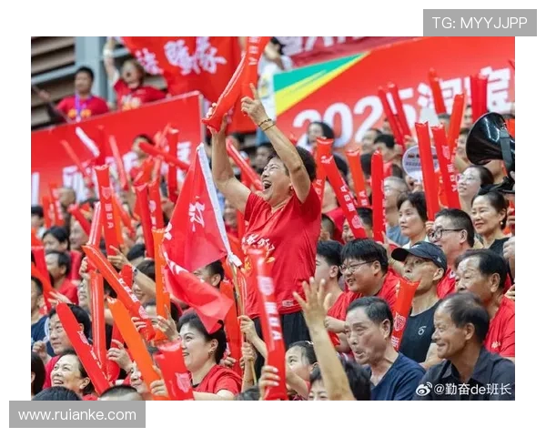 高志丹指出全国体育场地达42亿平方米经常参与体育锻炼人数超三成八