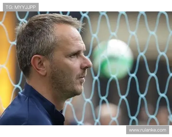 哈曼盛赞卡尔获教练重用称其为德国足球崛起的全新希望之星