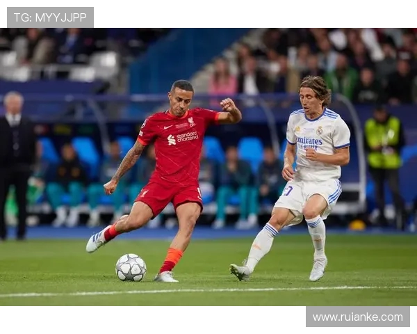 塞雷佐：欧冠至关重要 我们必须赢球才能继续留在欧足联